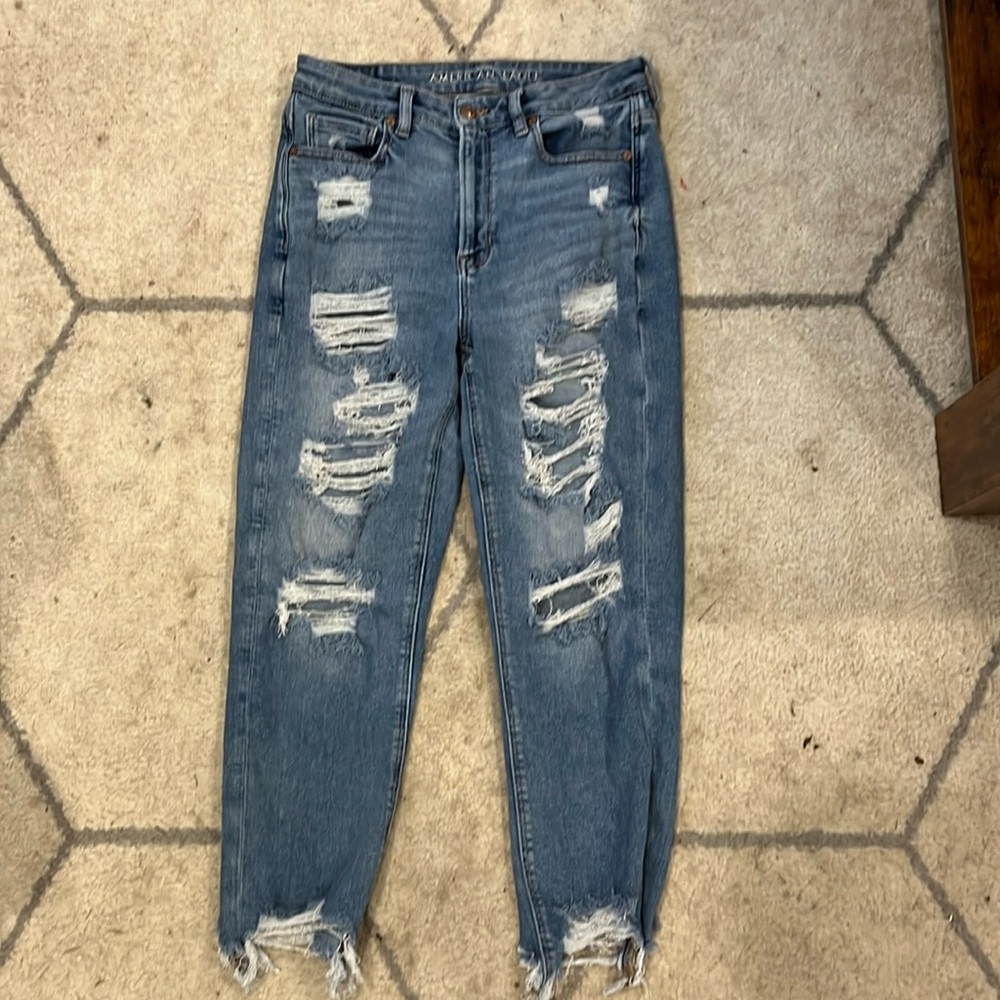 American Eagle Mom Straight Jean